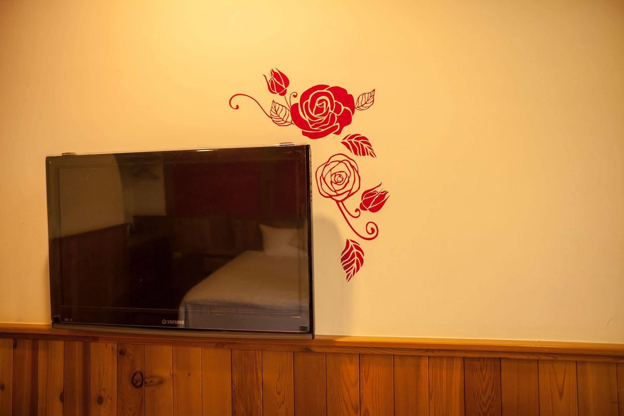 山久蒔x勺光 Bed & Breakfast Yuchi Ngoại thất bức ảnh